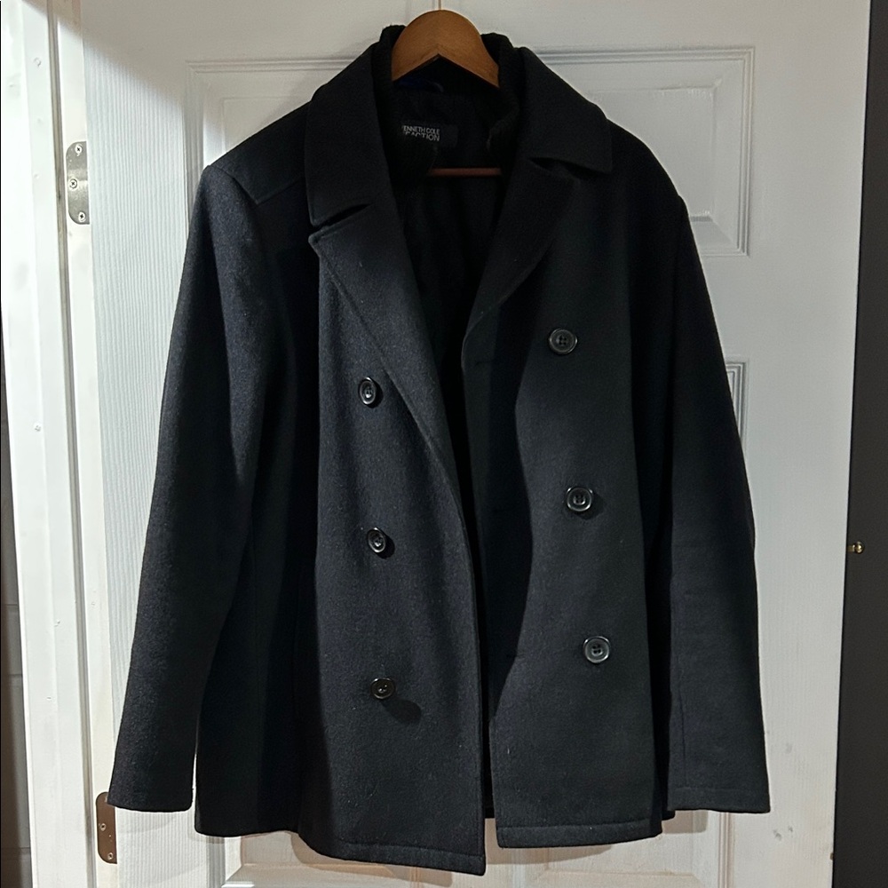 Kenneth Cole Reaction Black Peacoat M